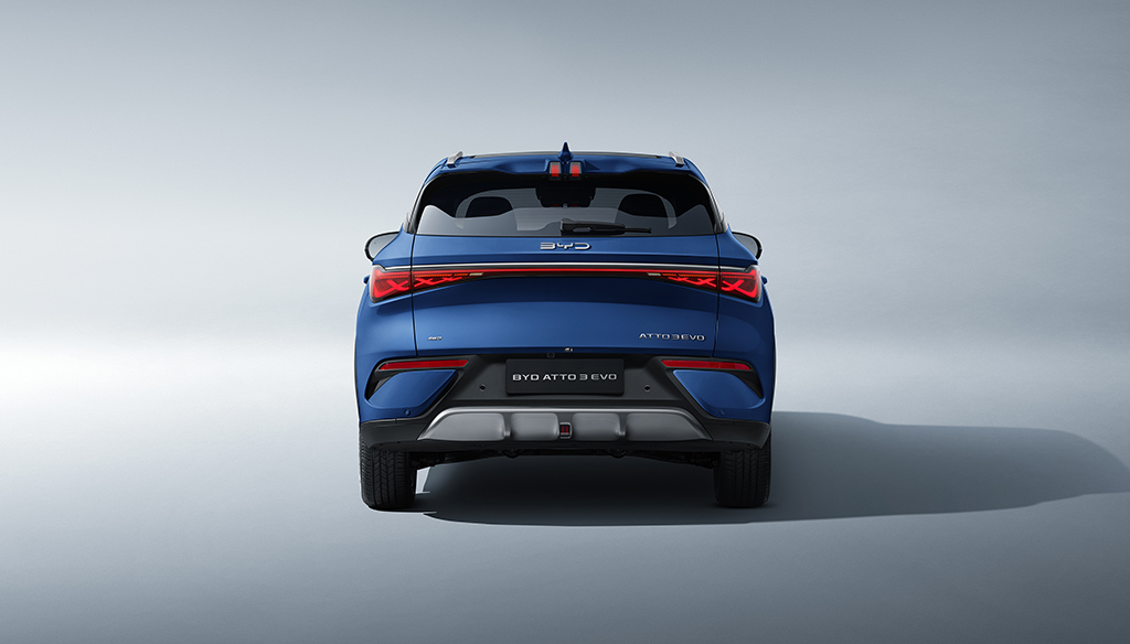 BYD ATTO 3 EVO - Iris Blue - Achterkant - bij Louwman BYD